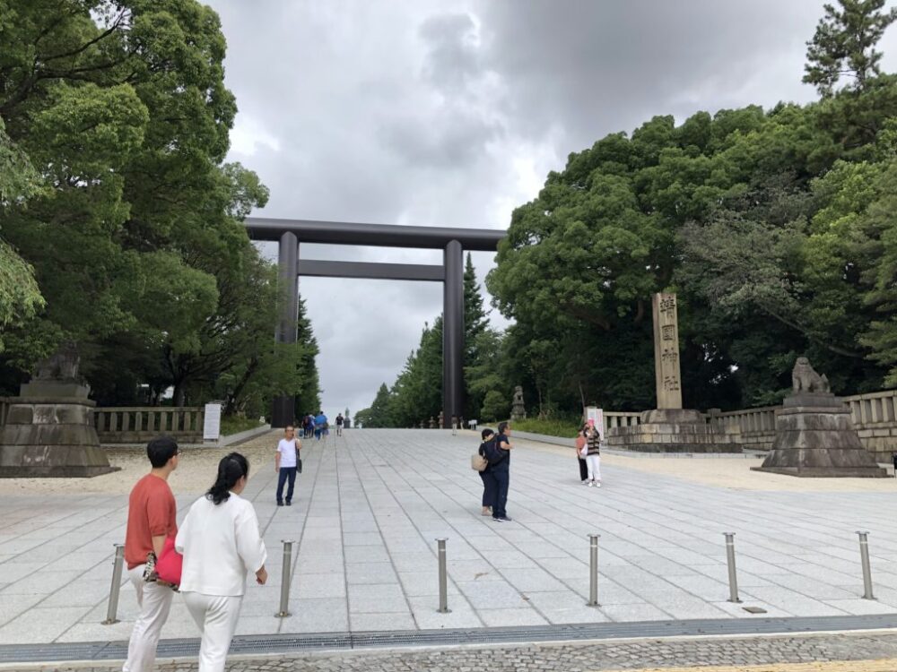 正面の大鳥居