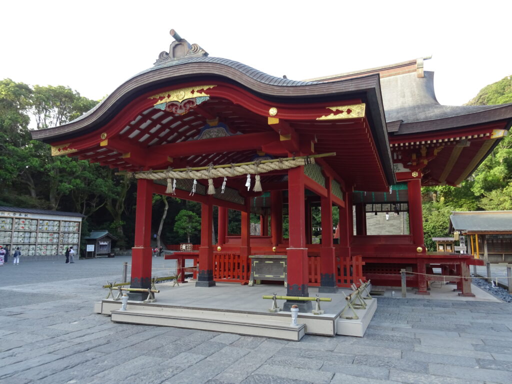 鶴岡八幡宮の舞殿