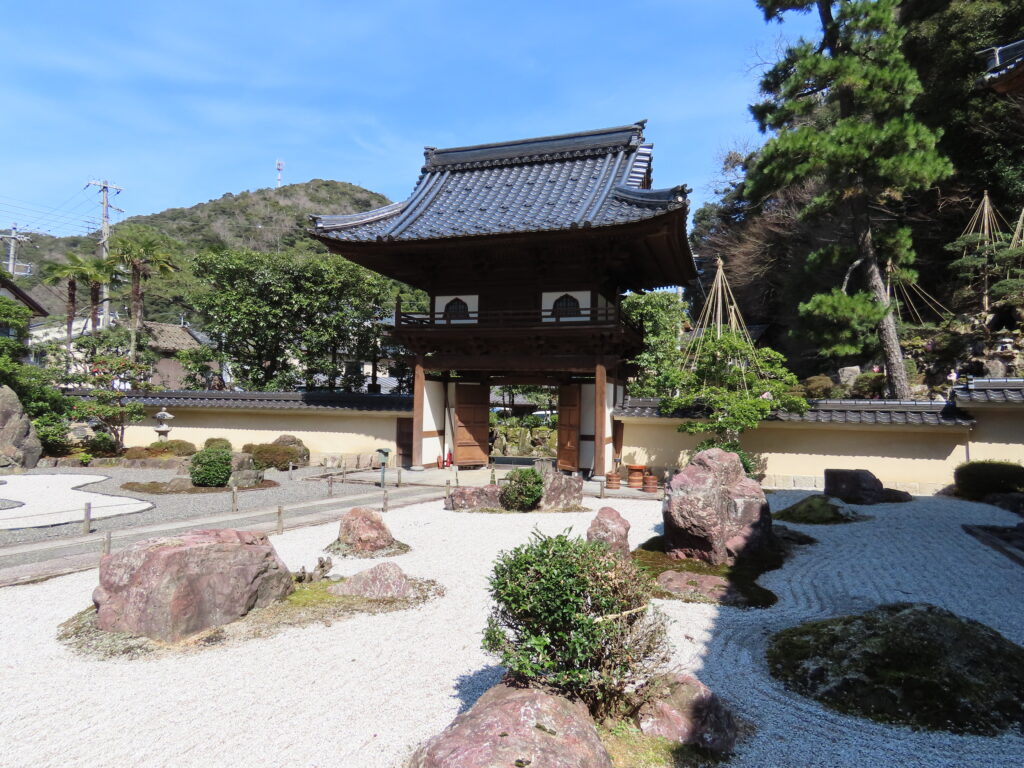 極楽寺の石庭