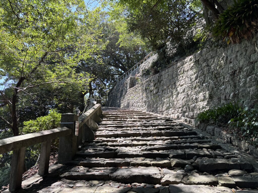 久能山の石段