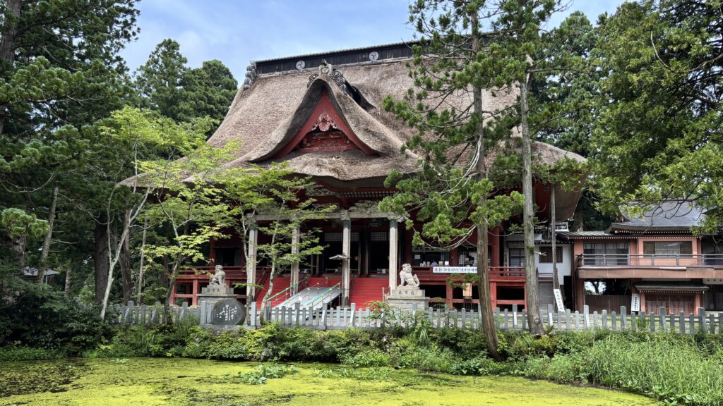 出羽三山神社の三神合祭殿