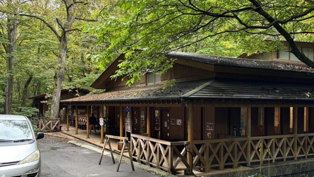 奥入瀬渓流の石ヶ戸休憩所