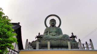 高岡大仏の歴史や大きさは？見どころと御朱印情報を徹底解説 