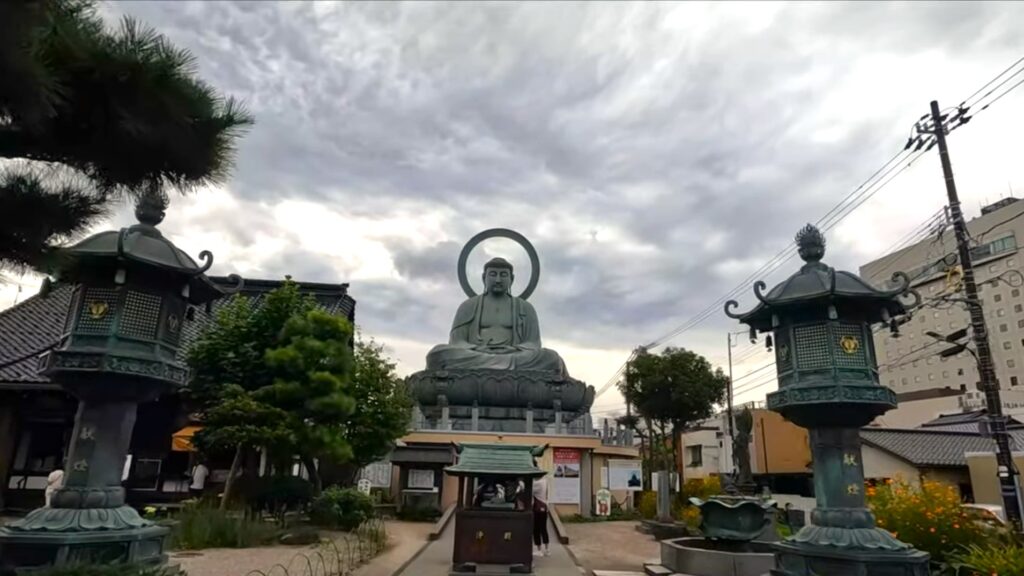 高岡大仏の歴史や大きさ・魅力を徹底解説