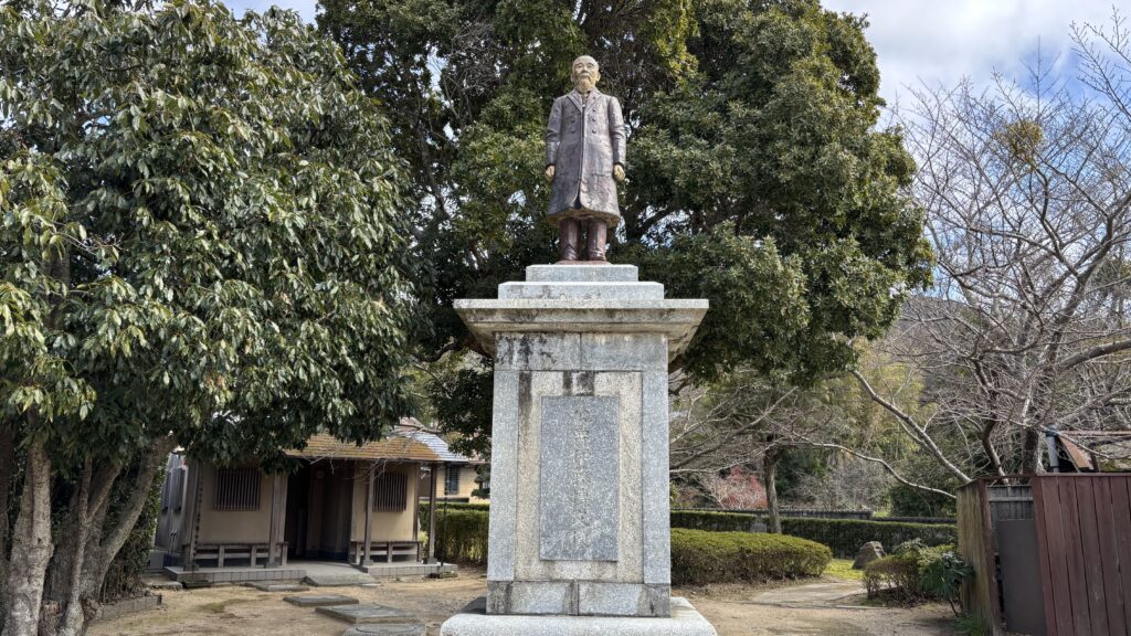 伊藤博文の銅像
